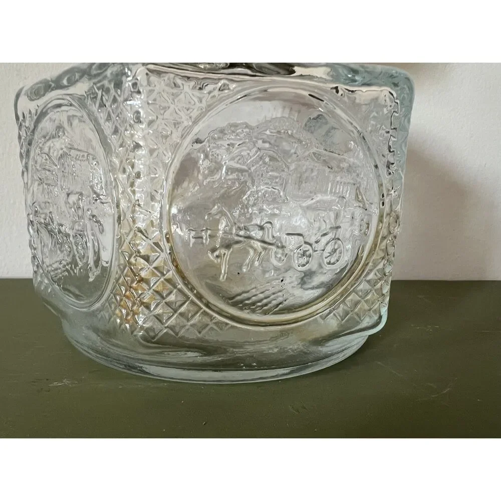 1800s Antique Pressed Glass Lantern Lamplight Farms Horse Buggy Oil Lamp Hexagon